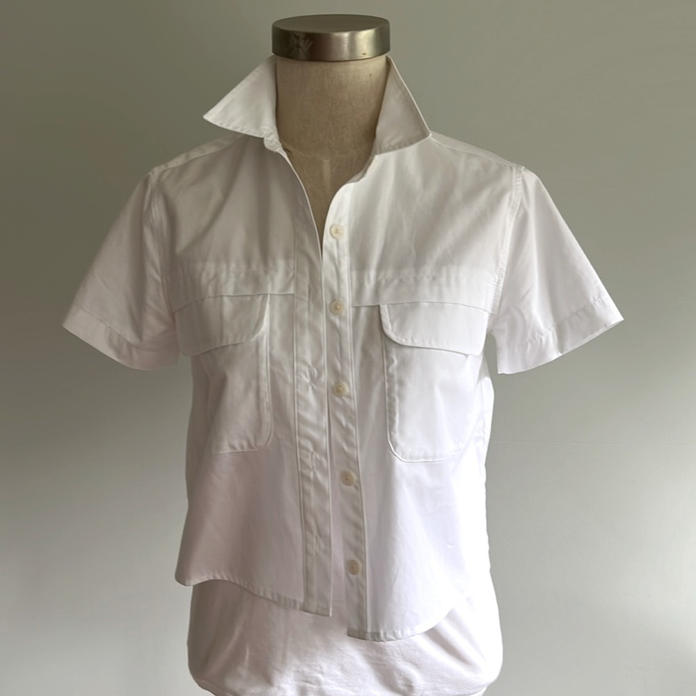 Banana Republic Cropped Short Sleeve White Shirt